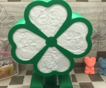 מנורת תמונה - תלתן האהבה